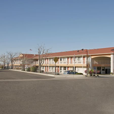 Travelodge By Wyndham Albuquerque East מראה חיצוני תמונה