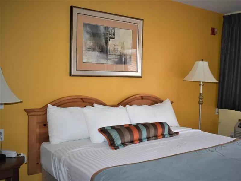 Travelodge By Wyndham Albuquerque East מראה חיצוני תמונה