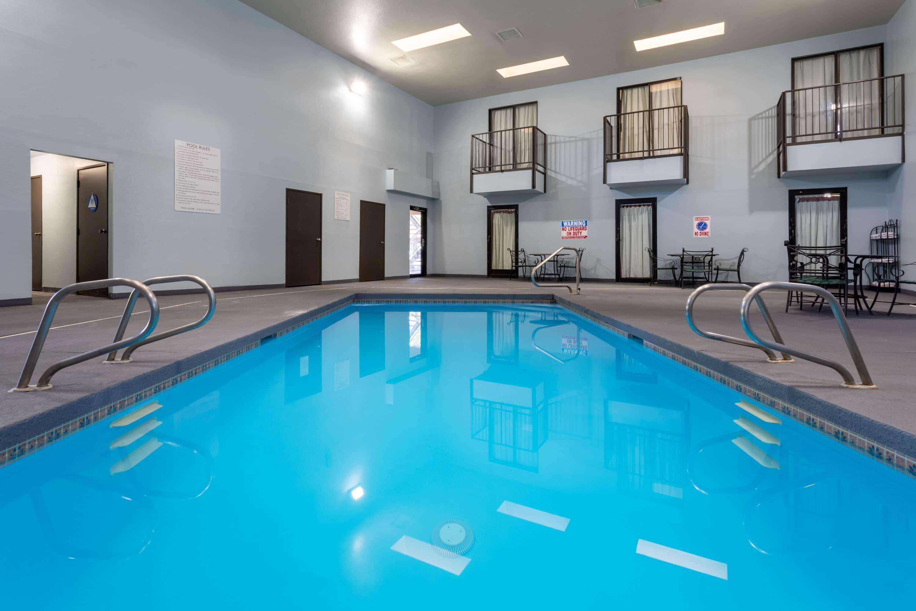 Travelodge By Wyndham Albuquerque East מראה חיצוני תמונה
